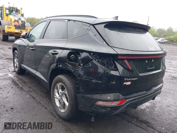 2022 Hyundai Tucson SEL z VIN 5NMJBCAE9NH015906, wystawiony jako IAAI lot #42169136 z przebiegiem 28 009 mil mil oraz . Historia ofert i sprzedaży dostępna na DreamBid. Obrazek 3.
