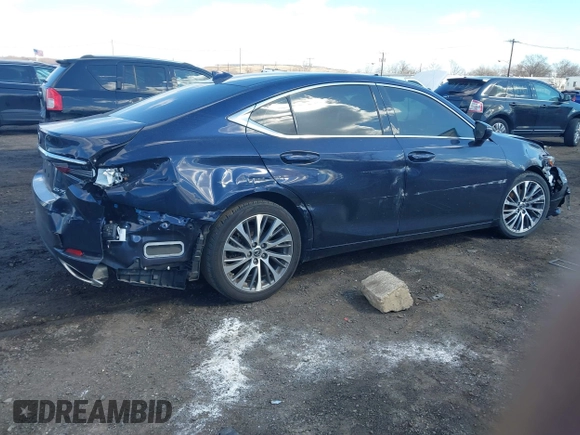 2019 Lexus ES 350 with VIN 58ABZ1B13KU043290, listed as a IAAI auction lot 41694086 with 72,984 mi miles and . Bid and sale history available at DreamBid. Image 4.
