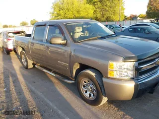 2007 Chevrolet Silverado 1500 LT w/1LT with VIN 3GCEK13C37G512465, listed as a IAAI auction lot 40457050 with 132,420 mi miles. Bid and sale history available at carsss.com. Image 1.