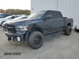 2018 Ram 1500 Express z VIN 3C6RR7KT1JG158655, wystawiony jako Copart lot #55536745 z przebiegiem 86 281 mil mil oraz Szkoda całkowita • Salvage title. Historia ofert i sprzedaży dostępna na DreamBid. Obrazek 1.