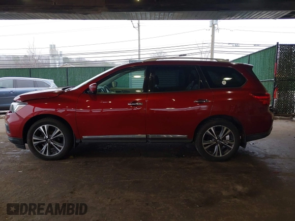 2019 Nissan Pathfinder S z VIN 5N1DR2MM5KC592248, wystawiony jako IAAI lot #41913415 z przebiegiem 83 024 mil mil oraz . Historia ofert i sprzedaży dostępna na DreamBid. Obrazek 14.