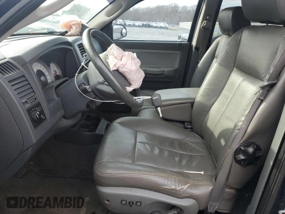 2007 Dodge Dakota SLT with VIN 1D7HE48K67S192580, listed as a Copart auction lot 44612305 with Not Provided miles and Salvage Title. Bid and sale history available at DreamBid. Image 7.