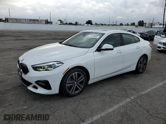 2020 BMW 2 Series 228i xDrive z VIN WBA73AK05L7F77031, wystawiony jako Copart lot #54429595 z przebiegiem 31 485 mil mil oraz Szkoda całkowita • Salvage title. Historia ofert i sprzedaży dostępna na DreamBid. Obrazek 1.