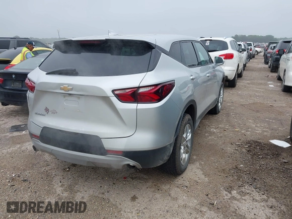 2020 Chevrolet Blazer LT z VIN 3GNKBCRSXLS570066, wystawiony jako IAAI lot #42140439 z przebiegiem 187 034 mil mil oraz . Historia ofert i sprzedaży dostępna na DreamBid. Obrazek 4.