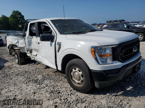 2022 Ford F-150 XL with VIN 1FTFX1E55NKE41909, listed as a Copart auction lot 63763585 with 28,742 mi miles and Clean title. Bid and sale history available at DreamBid. Image 4.