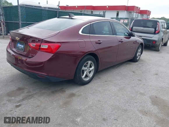 2016 Chevrolet Malibu LS z VIN 1G1ZB5ST5GF278916, wystawiony jako IAAI lot #42352644 z przebiegiem 169 155 mil mil oraz . Historia ofert i sprzedaży dostępna na DreamBid. Obrazek 4.