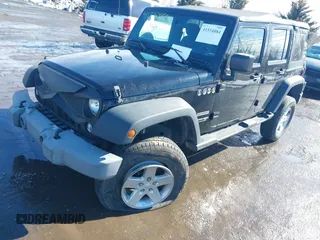 2018 Jeep Wrangler JK Unlimited Sport with VIN 1C4BJWDG3JL829130, listed as a IAAI auction lot 41554884 with 109,745 mi miles. Bid and sale history available at carsss.com. Image 17.