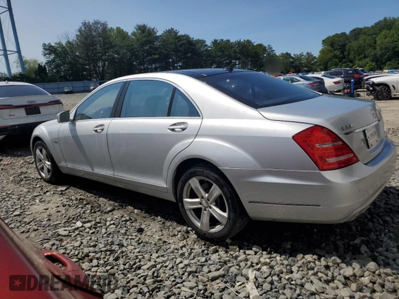 2012 Mercedes-Benz S 550 z VIN WDDNG9EB9CA477398, wystawiony jako Copart lot #58166975 z przebiegiem 98 763 mil mil oraz Szkoda całkowita • Salvage title. Historia ofert i sprzedaży dostępna na DreamBid. Obrazek 2.