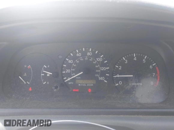 2000 Toyota Camry CE with VIN 4T1BG22K9YU701196, listed as a IAAI auction lot 41912529 with 208,026 mi miles. Bid and sale history available at carsss.com. Image 7.