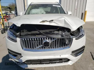2023 Volvo XC90 Ultimate Bright Theme with VIN YV4H60CA0P1918791, listed as a Copart auction lot 47404573 with 6,208 mi miles and . Bid and sale history available at DreamBid. Image 5.