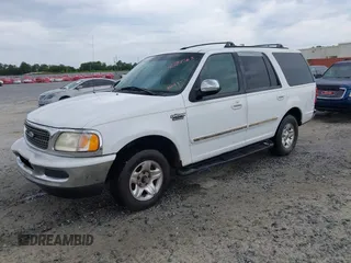 1998 Ford Expedition XLT с VIN 1FMRU1764WLA65495, выставлен на аукционе IAAI как лот 42382563 с пробегом 223 429 миль миль и . История ставок и продаж доступна на DreamBid. Изображение 2.