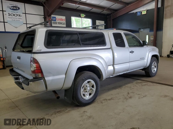 2010 Toyota Tacoma z VIN 5TEUX4ENXAZ682833, wystawiony jako Copart lot #58888265 z przebiegiem 140 837 mil mil oraz Czysty tytuł • Clean title. Historia ofert i sprzedaży dostępna na DreamBid. Obrazek 3.