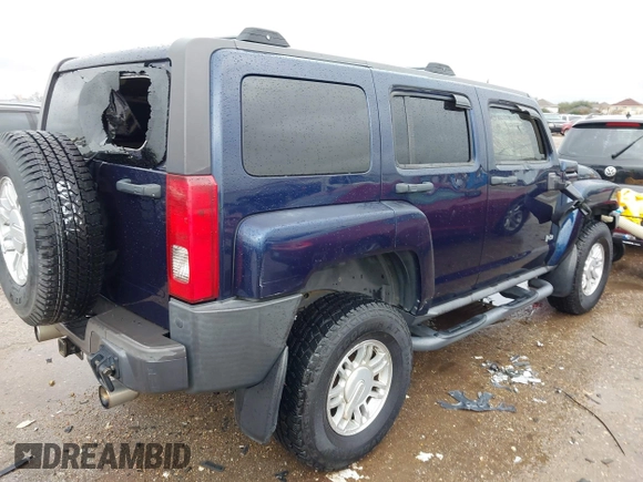 2007 Hummer H3 SUV with VIN 5GTDN13E578250970, listed as a IAAI auction lot 41560783 with 164,136 mi miles. Bid and sale history available at carsss.com. Image 4.