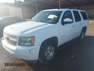 2007 Chevrolet Tahoe LT z VIN 1GNEK13047R111746, wystawiony jako IAAI lot #42511260 z przebiegiem 183 783 mil mil oraz . Historia ofert i sprzedaży dostępna na DreamBid. Obrazek 17.