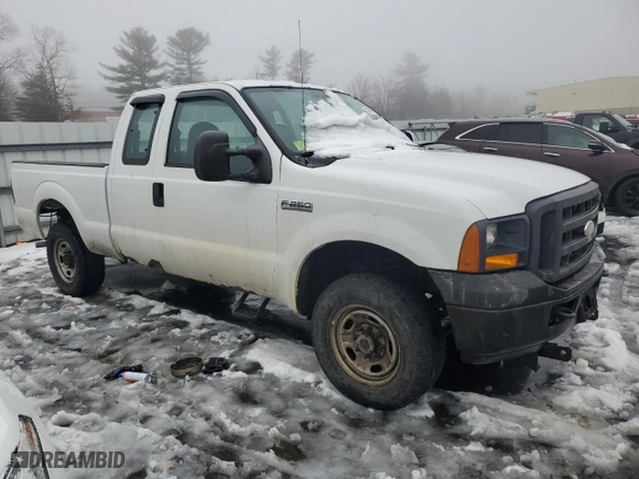 2005 Ford Super Duty F-250 XL with VIN 1FTSX21505ED23758, listed as a Copart auction lot 43696815 with 244,445 mi miles and Salvage Title. Bid and sale history available at carsss.com. Image 4.