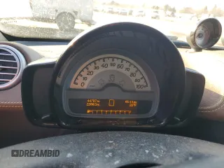 2014 Smart fortwo Pure z VIN WMEEJ3BA8EK740970, wystawiony jako Copart lot #45994035 z przebiegiem 44 787 mil mil oraz Szkoda całkowita • Salvage title. Historia ofert i sprzedaży dostępna na DreamBid. Obrazek 9.