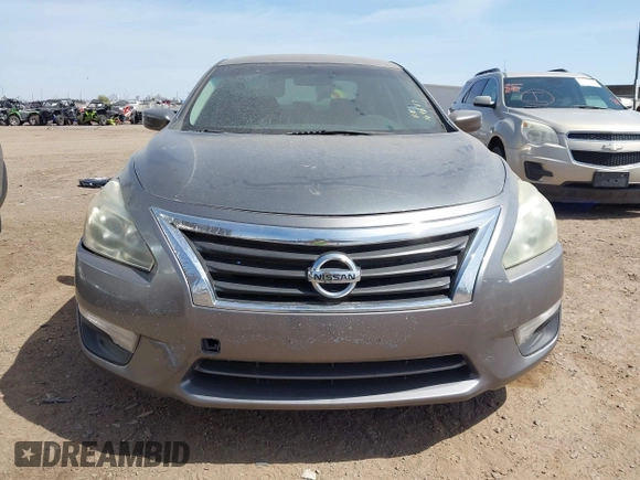 2014 Nissan Altima 2.5 with VIN 1N4AL3AP6EC169587, listed as a IAAI auction lot 41927779 with 177,008 mi miles. Bid and sale history available at carsss.com. Image 6.