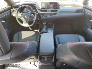 2019 Lexus ES with VIN JTHBZ1B18K2004510, listed as a Copart auction lot 52019105 with 97,090 mi miles and Salvage Title. Bid and sale history available at carsss.com. Image 8.