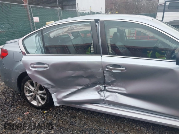 2013 Subaru Legacy Limited z VIN 4S3BMCP64D3047237, wystawiony jako IAAI lot #41924075 z przebiegiem 142 986 mil mil oraz . Historia ofert i sprzedaży dostępna na DreamBid. Obrazek 6.