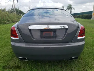 2018 Rolls-Royce Wraith with VIN SCA665C5XJUX87117, listed as a Copart auction lot 65855274 with 0 mi miles and Salvage Title. Bid and sale history available at carsss.com. Image 6.