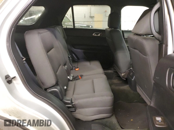 2016 Ford Utility Police Interceptor with VIN 1FM5K8AR5GGD05549, listed as a Copart auction lot 76536604 with 60,416 mi miles and Salvage Title. Bid and sale history available at carsss.com. Image 10.
