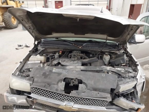 2005 Chevrolet Avalanche Z71 with VIN 3GNEK12Z55G253357, listed as a IAAI auction lot 41425074 with 203,933 mi miles. Bid and sale history available at carsss.com. Image 10.
