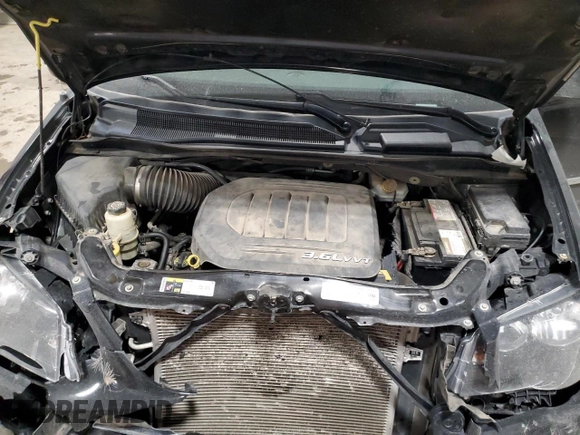 2015 Chrysler Town & Country S with VIN 2C4RC1HG4FR572726, listed as a Copart auction lot 86858984 with 140,033 mi miles and Salvage Title. Bid and sale history available at DreamBid. Image 12.