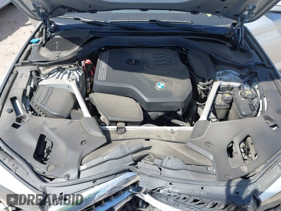 2020 BMW 5 Series 530i with VIN WBAJR3C09LWW65629, listed as a IAAI auction lot 41827147 with 24,324 mi miles and . Bid and sale history available at DreamBid. Image 10.