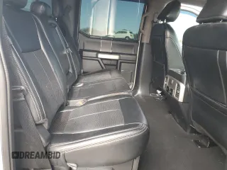 2021 Ford F-350 XL z VIN 1FT8W3BT6MEE15343, wystawiony jako Copart lot #47465165 z przebiegiem 233 768 mil mil oraz Szkoda całkowita • Salvage title. Historia ofert i sprzedaży dostępna na DreamBid. Obrazek 10.