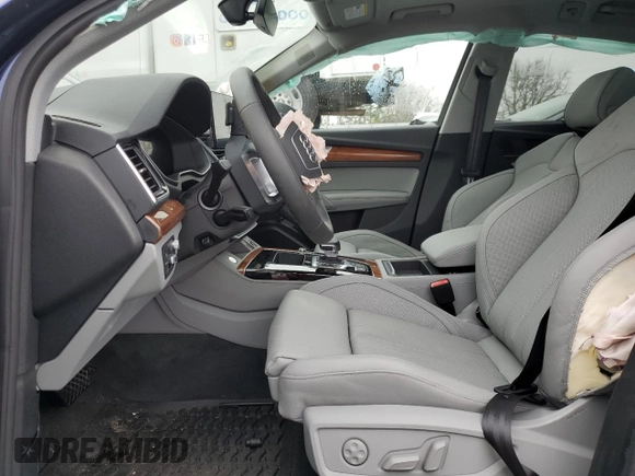 2022 Audi Q5 S line Prestige with VIN WA1FAAFY3N2110783, listed as a Copart auction lot 39282883 with Not Provided miles and . Bid and sale history available at DreamBid. Image 7.