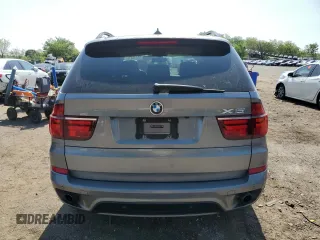 2011 BMW X5 35i z VIN 5UXZV4C55BL413040, wystawiony jako Copart lot #55246415 z przebiegiem 184 352 mil mil oraz Czysty tytuł • Clean title. Historia ofert i sprzedaży dostępna na DreamBid. Obrazek 6.