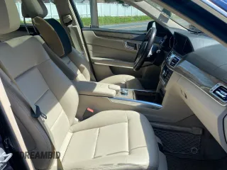 2014 Mercedes-Benz E-Class E 350 Luxury with VIN WDDHF8JB1EA850968, listed as a Copart auction lot 54574215 with 120,253 mi miles and Clean Title. Bid and sale history available at carsss.com. Image 5.
