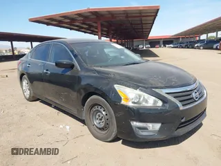 2013 Nissan Altima SL with VIN 1N4AL3AP5DC259814, listed as a IAAI auction lot 42377057 with 192,495 mi miles and . Bid and sale history available at DreamBid. Image 1.