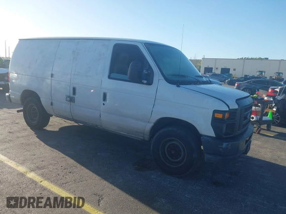 2011 Ford Econoline Cargo Commercial with VIN 1FTNE2EW8BDA84595, listed as a IAAI auction lot 41795228 with 316,856 mi miles. Bid and sale history available at carsss.com. Image 1.