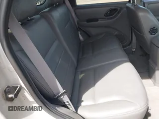2002 Ford Escape XLT Choice с VIN 1FMYU03102KB75329, выставлен на аукционе IAAI как лот 42063382 с пробегом 129 714 миль миль и . История ставок и продаж доступна на DreamBid. Изображение 8.