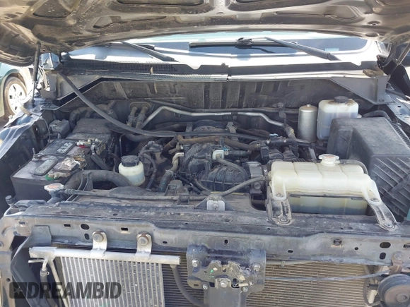 2019 Nissan NV Cargo SV z VIN 1N6AF0LY0KN800465, wystawiony jako IAAI lot #42296328 z przebiegiem 119 472 mil mil oraz . Historia ofert i sprzedaży dostępna na DreamBid. Obrazek 10.