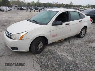 2011 Ford Focus SE with VIN 1FAHP3FN1BW149610, listed as a IAAI auction lot 41959056 with 188,872 mi miles. Bid and sale history available at carsss.com. Image 2.