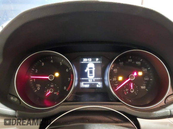 2017 Volkswagen Passat S z VIN 1VWAT7A38HC013602, wystawiony jako IAAI lot #41218616 z przebiegiem 77 497 mil mil oraz . Historia ofert i sprzedaży dostępna na DreamBid. Obrazek 7.