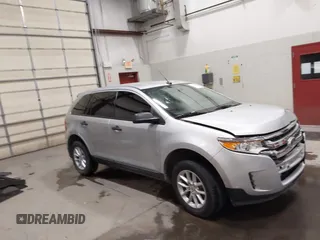 2014 Ford Edge SE z VIN 2FMDK3GC2EBB82234, wystawiony jako IAAI lot #42122380 z przebiegiem 56 896 mil mil oraz . Historia ofert i sprzedaży dostępna na DreamBid. Obrazek 1.