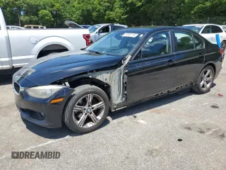 2013 BMW 3 Series 328i z VIN WBA3C1G54DNR49083, wystawiony jako Copart lot #57832115 z przebiegiem 170 894 mil mil oraz Szkoda całkowita • Salvage title. Historia ofert i sprzedaży dostępna na DreamBid. Obrazek 1.