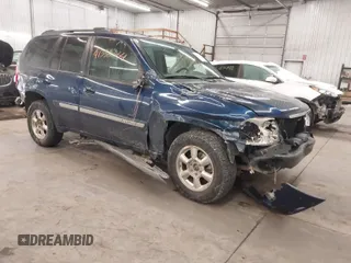 2002 GMC Envoy SLT with VIN 1GKDT13S022388743, listed as a IAAI auction lot 41338364 with 206,179 mi miles. Bid and sale history available at carsss.com. Image 1.