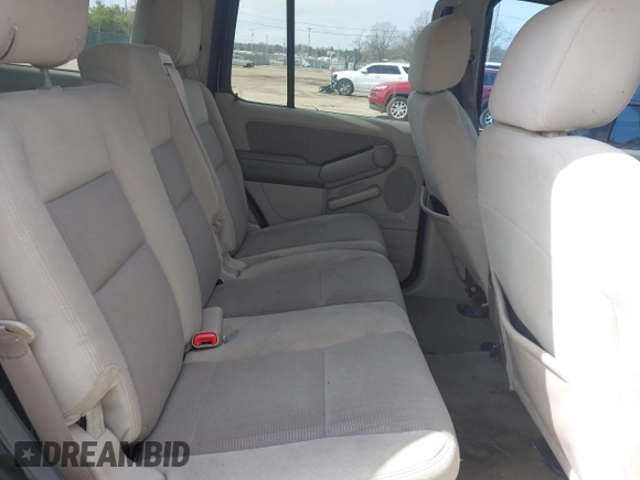 2007 Ford Explorer XLT with VIN 1FMEU73E77UA90692, listed as a IAAI auction lot 41869209 with Not Provided miles. Bid and sale history available at carsss.com. Image 8.