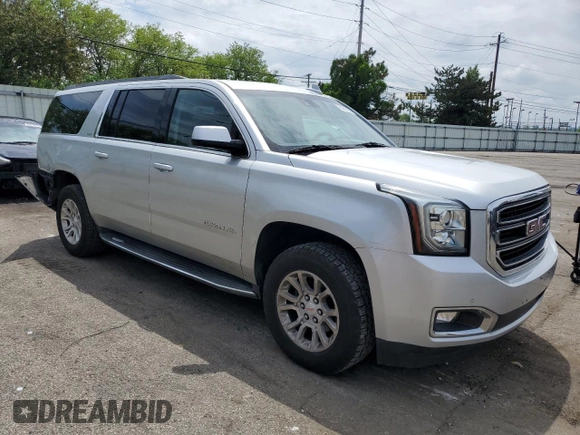 2019 GMC Yukon XL SLT z VIN 1GKS1GKC8KR245444, wystawiony jako Copart lot #55600905 z przebiegiem 106 345 mil mil oraz Szkoda całkowita • Salvage title. Historia ofert i sprzedaży dostępna na DreamBid. Obrazek 4.