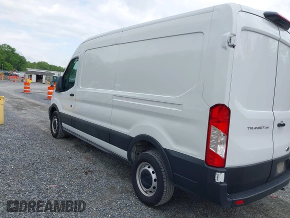 2022 Ford Transit Cargo with VIN 1FTBR1C85NKA74578, listed as a IAAI auction lot 42316744 with 63,376 mi miles and . Bid and sale history available at DreamBid. Image 3.