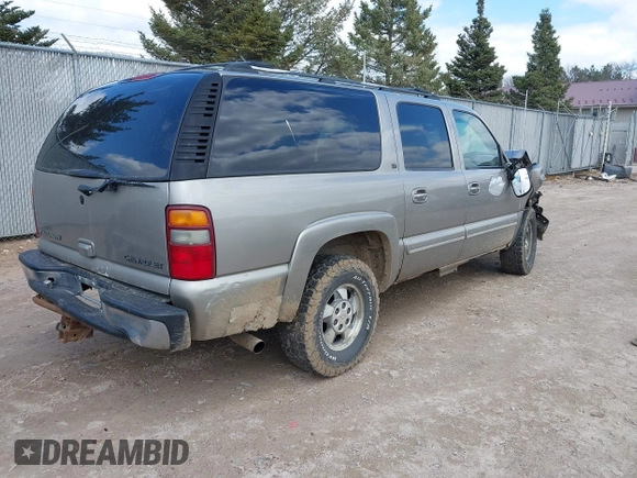 2002 Chevrolet Suburban LS with VIN 1GNFK16Z42J120730, listed as a IAAI auction lot 42021233 with 175,127 mi miles. Bid and sale history available at carsss.com. Image 4.