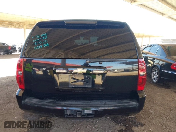 2010 Chevrolet Tahoe LS с VIN 1GNMCAE01AR132728, выставлен на аукционе IAAI как лот 42294787 с пробегом 207 564 миль миль и . История ставок и продаж доступна на DreamBid. Изображение 14.