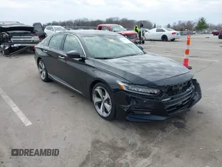 2019 Honda Accord Touring z VIN 1HGCV2F90KA003723, wystawiony jako IAAI lot #41898135 z przebiegiem 58 628 mil mil oraz . Historia ofert i sprzedaży dostępna na DreamBid. Obrazek 1.