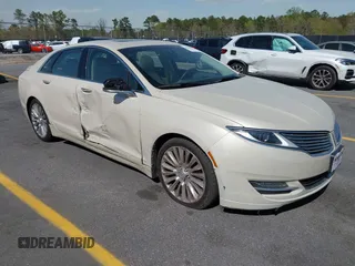 2016 Lincoln MKZ with VIN 3LN6L2J93GR618252, listed as a IAAI auction lot 41890213 with 96,414 mi miles. Bid and sale history available at carsss.com. Image 1.