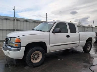 2003 GMC Sierra 1500 SLT z VIN 1GTEK19T03E207448, wystawiony jako Copart lot #50429425 z przebiegiem 190 270 mil mil oraz Szkoda całkowita • Salvage title. Historia ofert i sprzedaży dostępna na DreamBid. Obrazek 1.