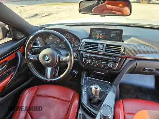 2017 BMW M4 with VIN WBS3R9C35HA014021, listed as a Copart auction lot 76403244 with 77,986 mi miles and Clean Title. Bid and sale history available at carsss.com. Image 9.